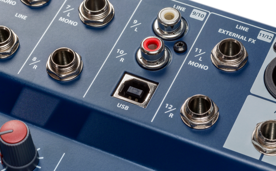 Notepad-12FX | Small-format analog mixing console with USB I/O and 