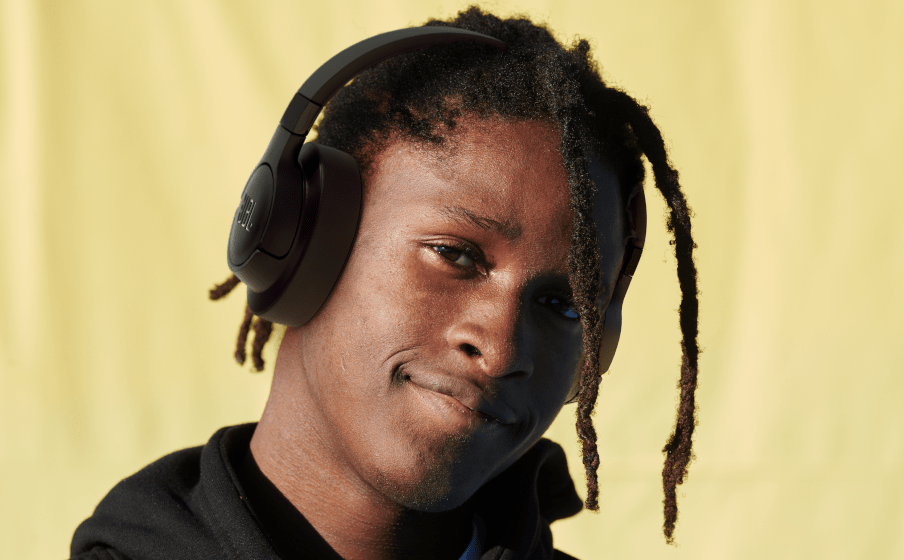 Jbl tune outlet headphones review