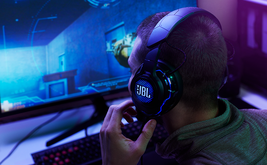 Jbl quantum hotsell one headsets