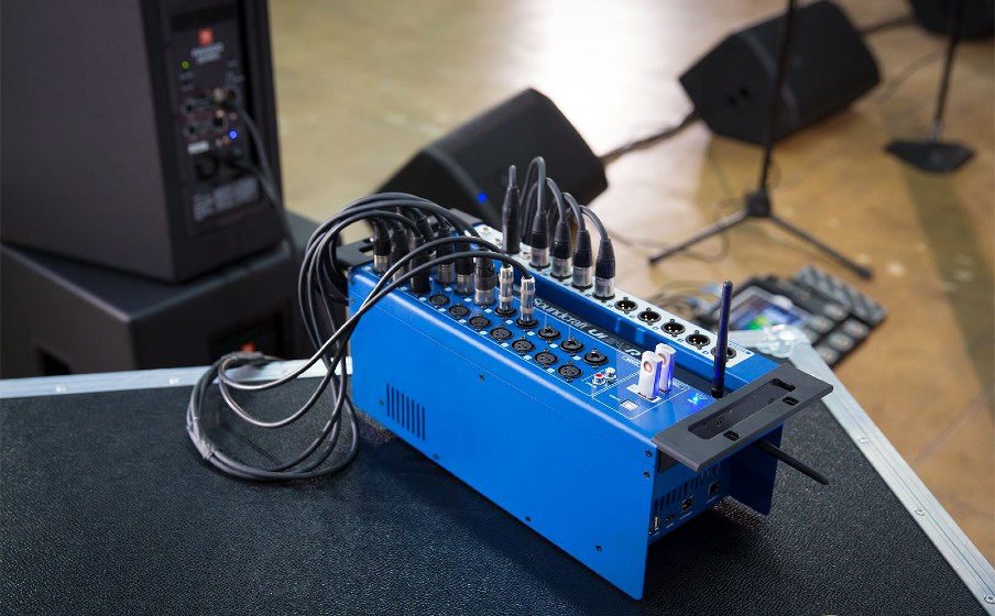 Ui24R 24 channel digital mixer USB multi track recorder with